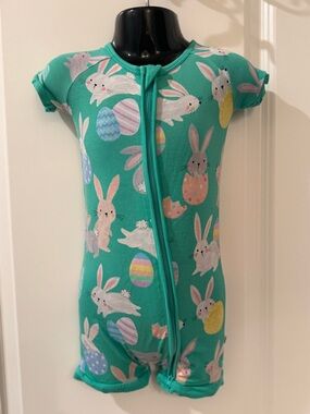 Little Sleepies ‘Hoppy Days’ Shorty Zippy